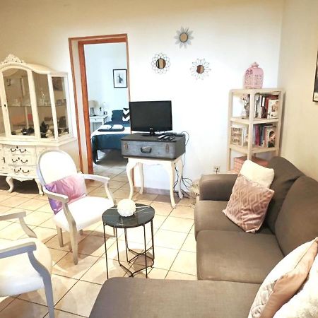 Apartamento Para 2 Personas En Pleno Centro De Madrid Bagian luar foto