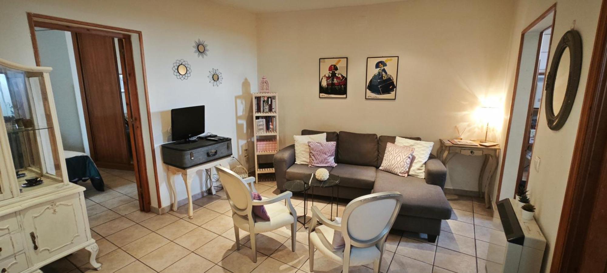 Apartamento Para 2 Personas En Pleno Centro De Madrid Bagian luar foto